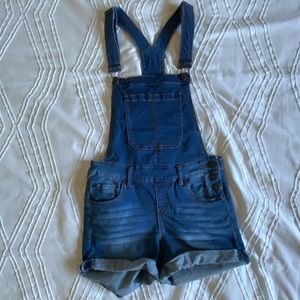 Lulus overall shorts